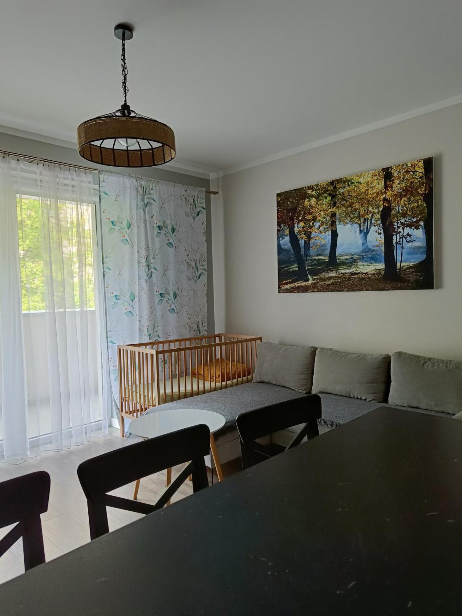 Uroczy Apartament Z Garazem 크라쿠프 외부 사진